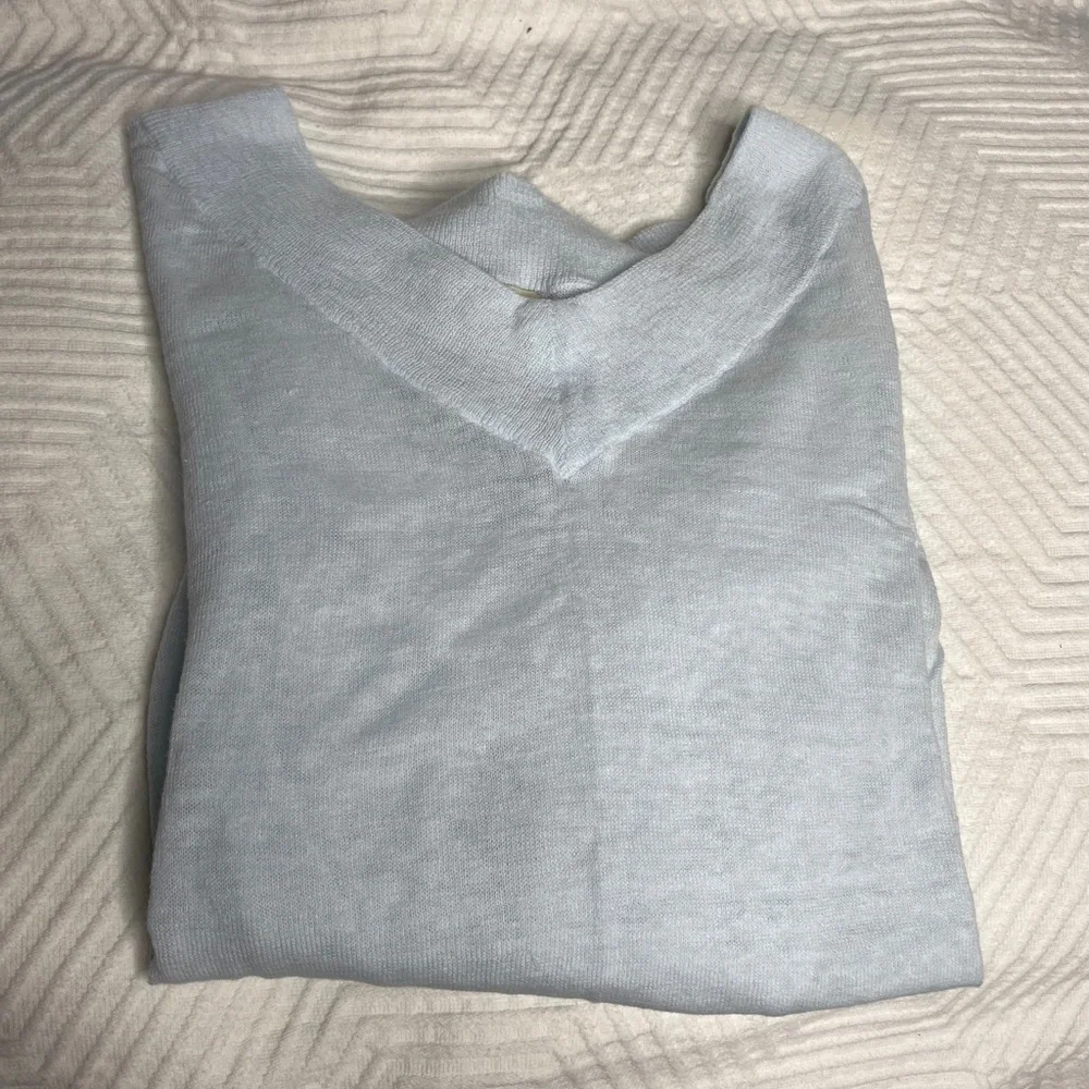 BANANA REPUBLIC Linen V Neck Pull Over Beach Sweater - Picture 4 of 8